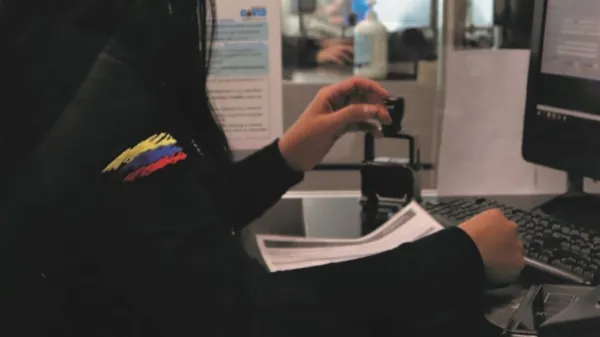 Admiten demanda por irregularidades en la expedición de cédulas de extranjería y pasaportes