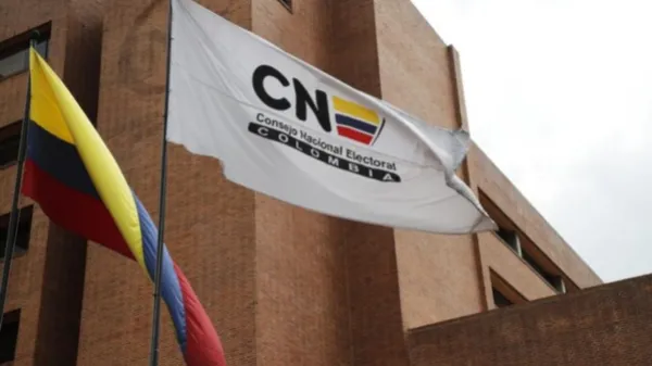 Las pruebas que tiene el CNE revelan que campaña de Gustavo Petro sobrepasó topes por 5.300 millones de pesos