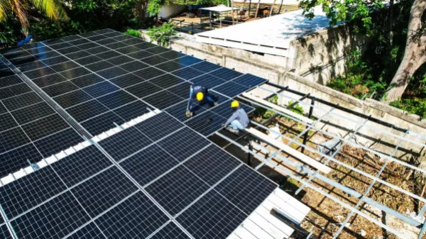 San Andrés se inaugura como comunidad energética con paneles en su hospital