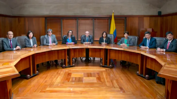 Corte le pide de nuevo al Congreso un estatuto disciplinario sobre los servidores públicos de elección popular