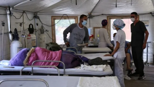 Crisis del sistema de salud podría empeorar en 2025: alertan exministros y exviceministros