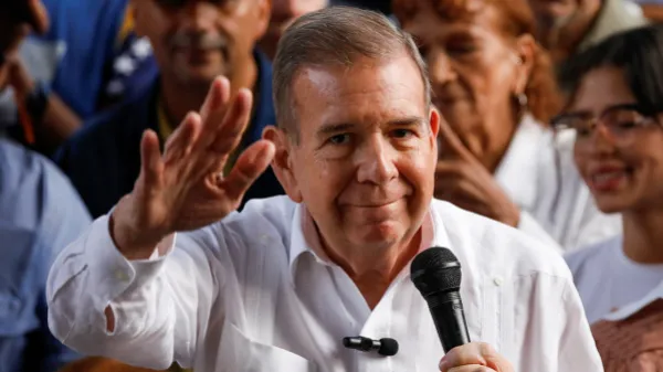 Venezuela: oposición denuncia que secuestraron al yerno de Edmundo González y que el régimen hostiga la casa de la mamá de María Corina Machado
