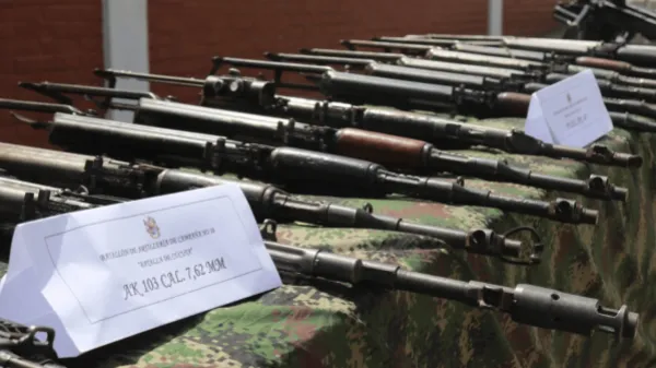 Golpe a las disidencias en el Catatumbo: incautan armas y explosivos en depósito