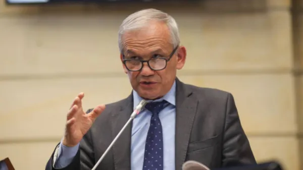 Caso UNGRD: Fiscalía rastrea movimientos financieros de Carlos Ramón González, exdirector del Dapre