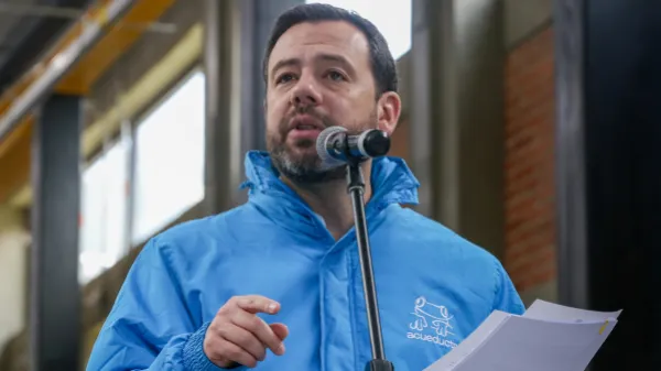 Termina el racionamiento de agua en Bogotá: así lo anunció Carlos Fernando Galán luego de un año de la medida