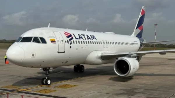 Hombres armados roban dinero de un avión de Latam en aeropuerto de Riohacha