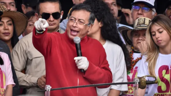 Cabildo abierto y huelga general: ¿qué significan los términos utilizados por el presidente Gustavo Petro?