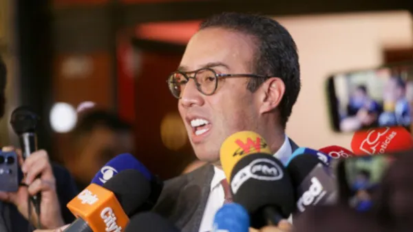 Abogado de Miguel Uribe Turbay pidió protección urgente para fiscales que investigan el atentado