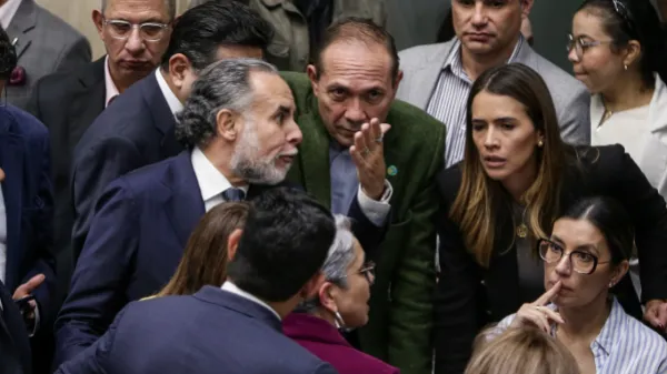 Con voluntad, pero sin consenso: reforma laboral sigue en vilo a falta de acuerdos y el visto bueno de Petro