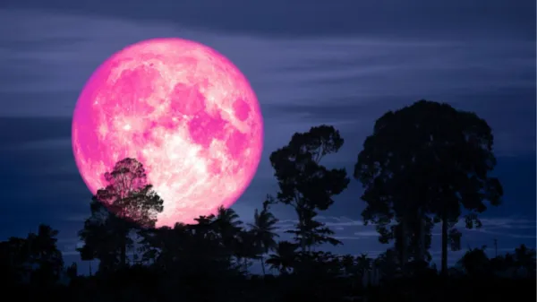 Luna llena de fresa en 2025: ¿cómo verla en Colombia?