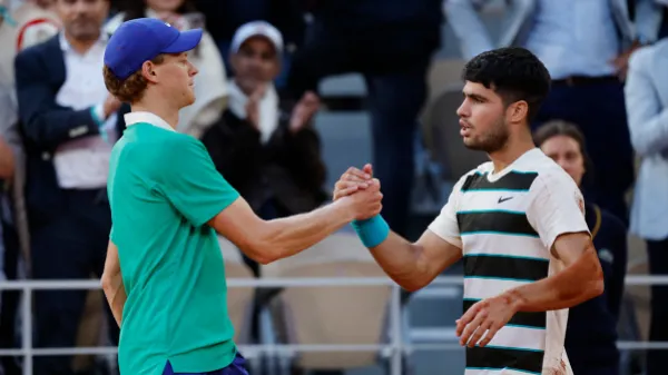 Imposible pedir más: Alcaraz le ganó a Sinner en la mejor y más larga final de Roland Garros