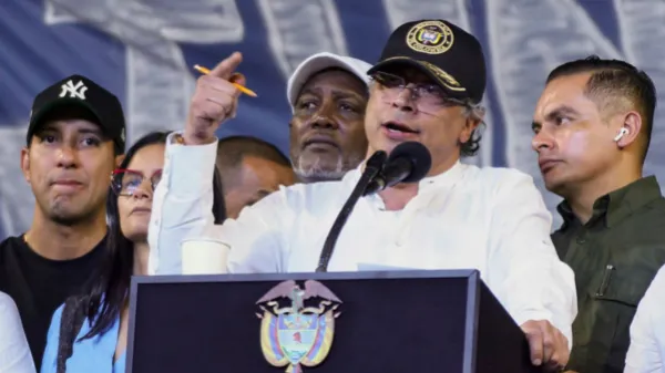 La Fiscalía indaga denuncia del presidente Petro sobre presunto plan de golpe de Estado