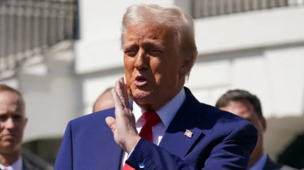 Donald Trump confirmó que Estados Unidos atacó con éxito plantas nucleares de Irán
