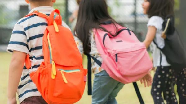 Vacaciones escolares de mitad de año: calendario 2025 y actividades para niños