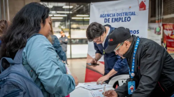 Desempleo en Colombia bajó a 8,6 por ciento en junio de 2025, el mejor dato para ese mes desde 2018