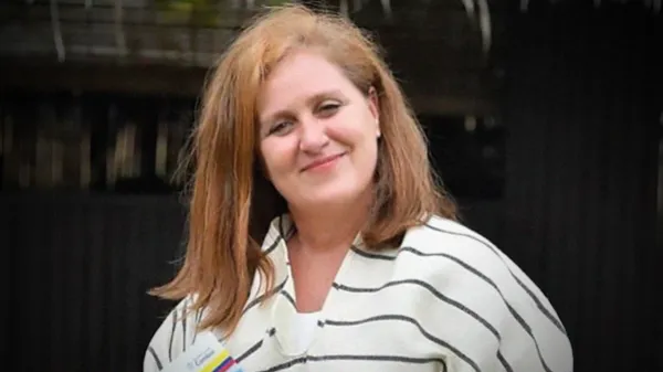 Eva Ferrer, quien fue cercana a Verónica Alcocer, regresa al Gobierno: será asesora en el Dapre