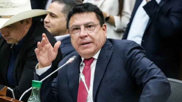 El Gobierno pierde la presidencia de la Comisión Séptima de Senado y la reforma a la salud se mantiene en peligro