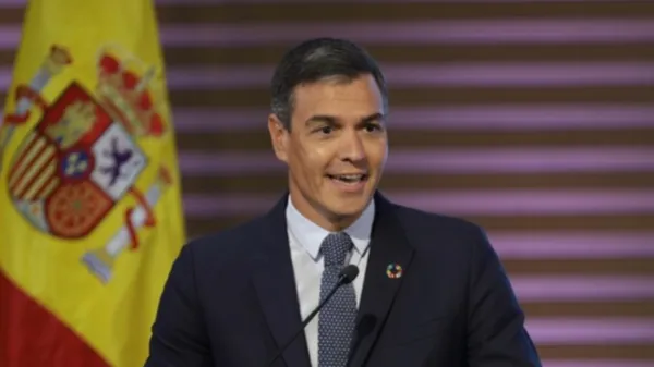 España: Pedro Sánchez en serios apuros por un escándalo de corrupción