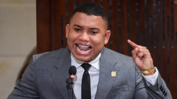 Polo Polo pidió a Donald Trump retirar la visa a congresistas colombianos por ser “antiestadounidenses y antiisraelíes”