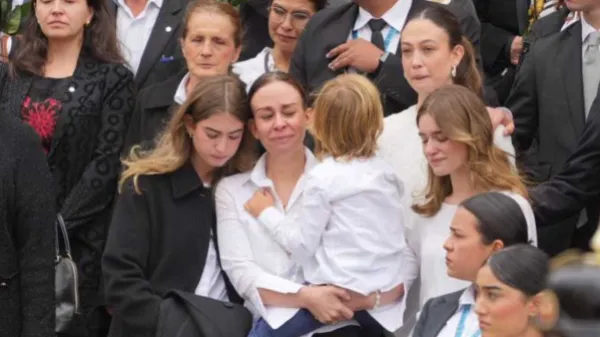 María Claudia Tarazona rinde homenaje a Miguel Uribe Turbay: “En él nunca existió odio, rencor ni venganza”