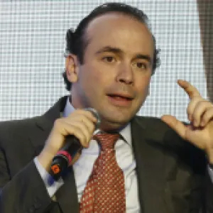 Buscan tumbar la candidatura de Alejandro Eder en Cali. ¿Por qué?