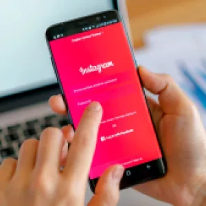 Instagram no ha logrado frenar el discurso de odio contra las mujeres en política: informe