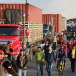 El costo amargo del paro de transportadores para la economía colombiana