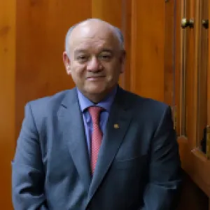 'El presidente Petro tiene derecho a disentir de las decisiones, el problema es el modo': Habla el presidente de la Corte Constitucional