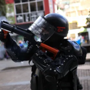 Proceso contra agente del Esmad que provocó lesión ocular a joven en el paro se queda en la justicia ordinaria