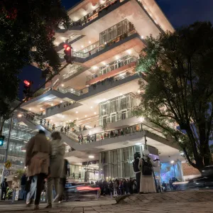 El Centro de Felicidad de Chapinero abrió sus puertas: esto es lo que debe saber sobre el primer parque vertical de Latinoamérica