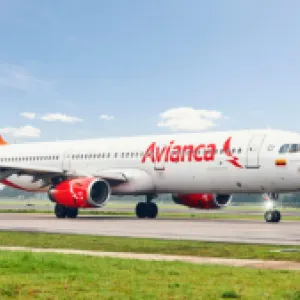 Así puede reprogramar vuelos de Avianca y Latam cancelados por paso del huracán Milton