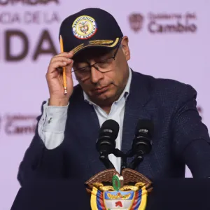 "Golpe parlamentario": ¿qué tan probable es la teoría del presidente Petro?