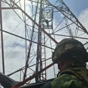 Vuelven las torres de comunicación a la comunidad de El Plateado