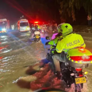 Emergencia por inundaciones en Bogotá: autoridades piden no salir de casa