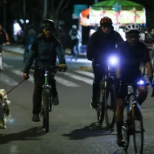 Ciclovía nocturna en Bogotá: estos son los cierres, desvíos y recomendaciones de movilidad 
