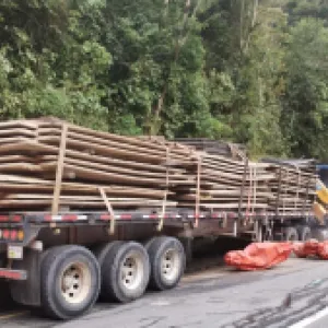 Reportan trancón en la vía Bogotá - Villavicencio por accidente de tránsito