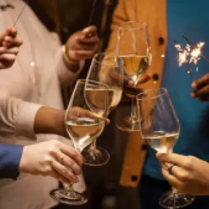 Las tradiciones más extrañas del mundo para darle la bienvenida al Año Nuevo