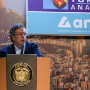 Aumentó desaprobación del presidente Gustavo Petro: llegó a 63 por ciento en febrero