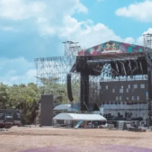 Por incumplidos, sancionan con millonaria multa a organizadores del Jamming Festival 2022