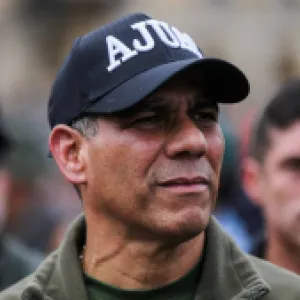 Los mensajes que el general (r) Eduardo Zapateiro intentó borrar porque temía denuncia de acoso sexual