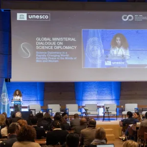 Colombia reafirma su compromiso con la diplomacia científica y la seguridad alimentaria global en París