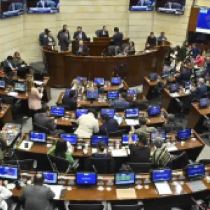 "No hay tiempo": Gobierno intenta atajar la apelación de la reforma laboral en el debate por la consulta popular