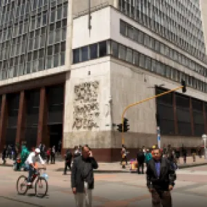 Banco de la República proyecta que la inflación no llegará a su meta de 3 por ciento este año