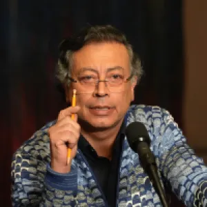  ¿Por qué Gustavo Petro amenaza con tomar el camino del autoritarismo?