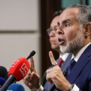 'El decreto de la consulta se puede derogar si la reforma laboral sale concertada': Armando Benedetti