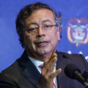 Por orden del Consejo de Estado, Gustavo Petro rectificó declaraciones contra Enrique Vargas Lleras