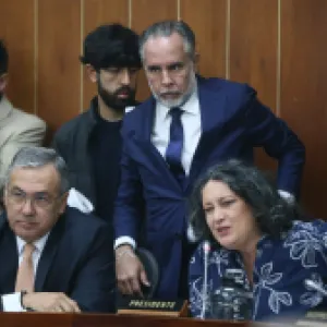 Reforma laboral a contrarreloj y con consulta en pausa: así están las fuerzas en la plenaria del Senado