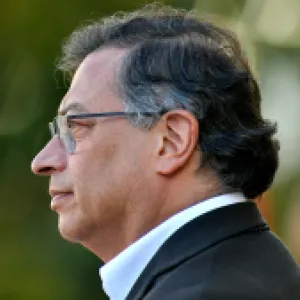 Gustavo Petro, un rehén de tono desafiante