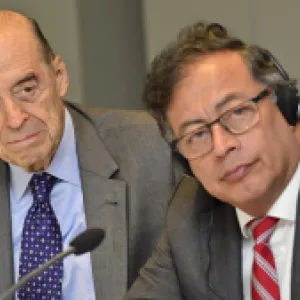 El excanciller Álvaro Leyva habría buscado apoyo de asesores de Trump para presionar la salida de Gustavo Petro del poder