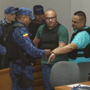 Alias Carlos Pesebre: “El Estado es el que incumple los procesos de paz”
